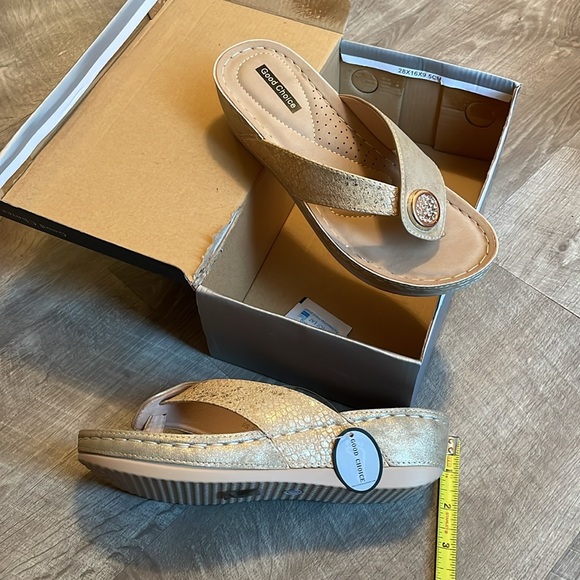 Brand new good choice sandals - Picture 4 of 8